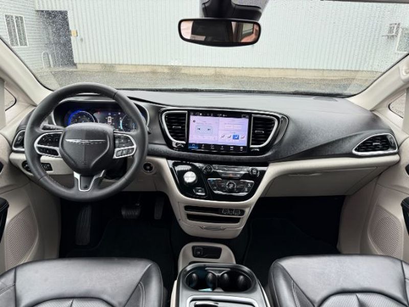 2024 Chrysler Pacifica Touring L Idaho Falls ID