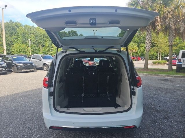 2024 Chrysler Pacifica Touring L Jacksonville FL