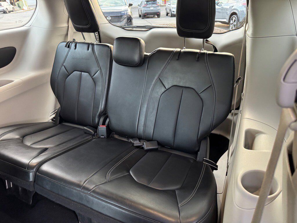 2024 Chrysler Pacifica Touring L Johnson City TN