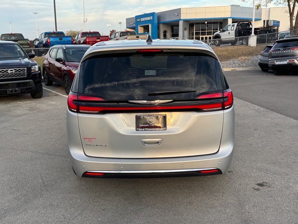 2024 Chrysler Pacifica Touring L Johnson City TN