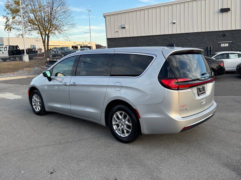 2024 Chrysler Pacifica Touring L Johnson City TN