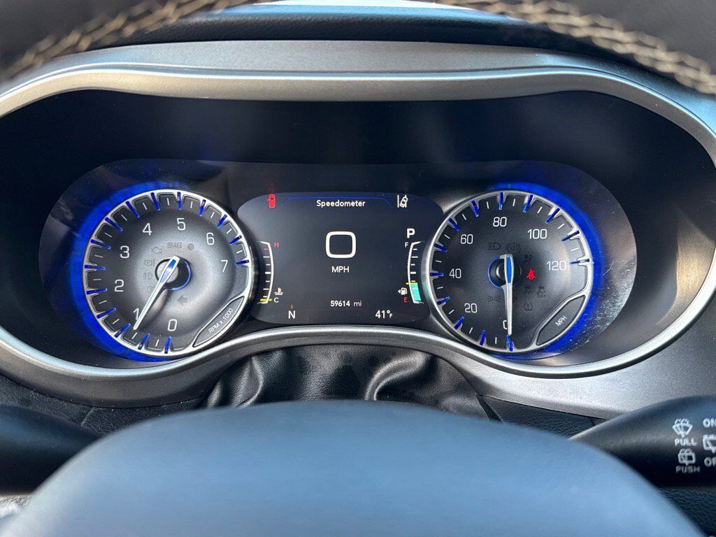 2024 Chrysler Pacifica Touring L Johnson City TN