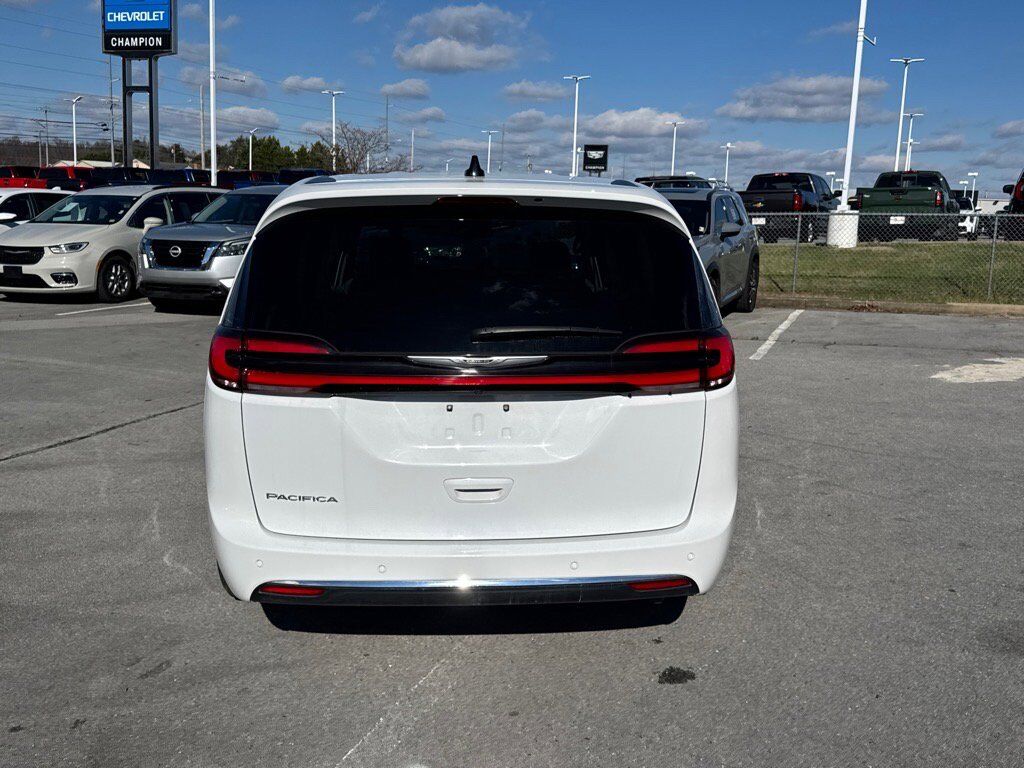 2024 Chrysler Pacifica Touring L Johnson City TN