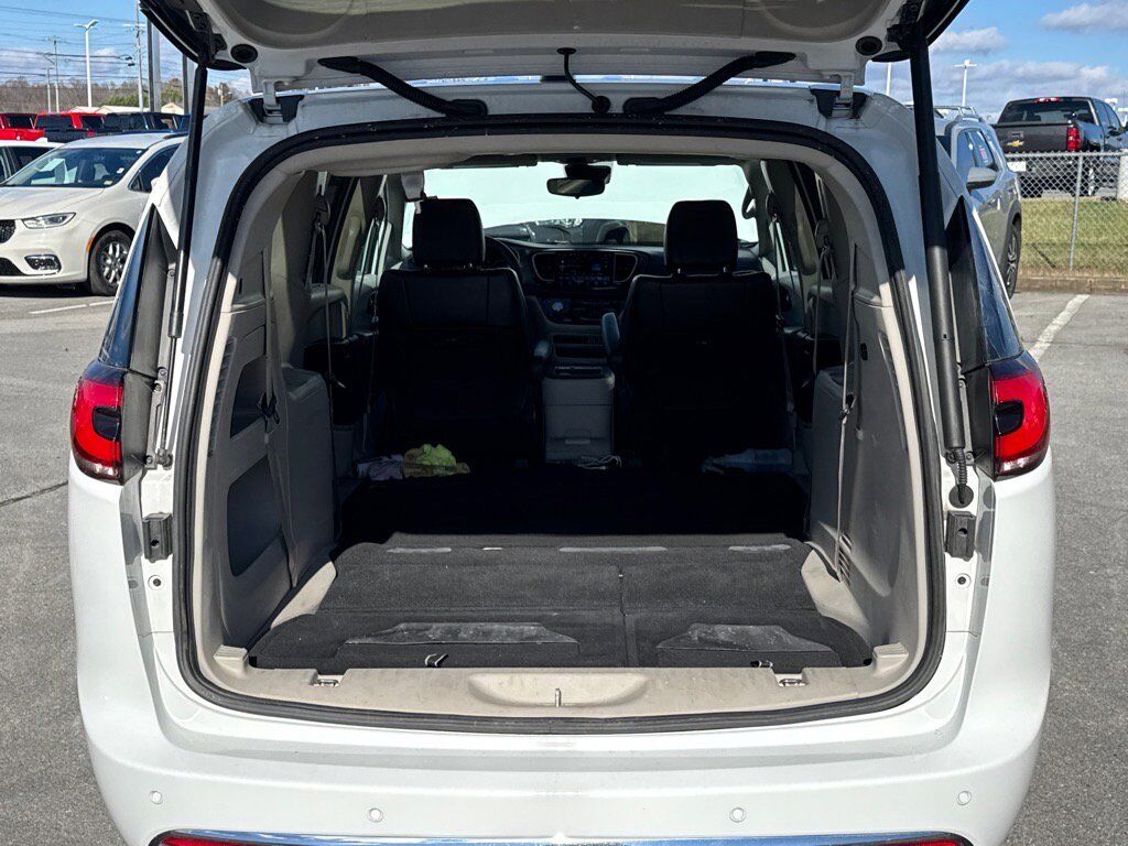 2024 Chrysler Pacifica Touring L Johnson City TN