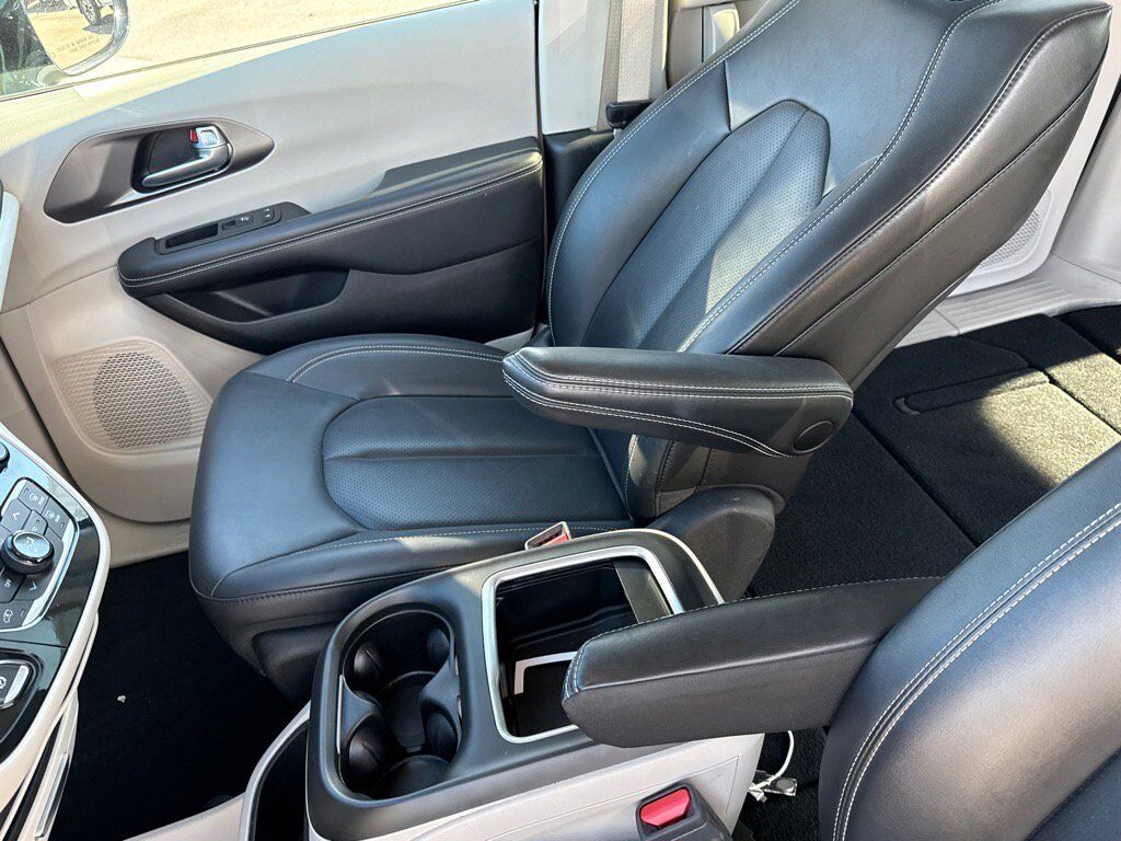 2024 Chrysler Pacifica Touring L Johnson City TN