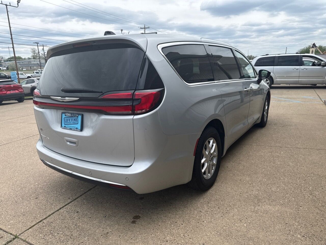 2024 Chrysler Pacifica Touring L
