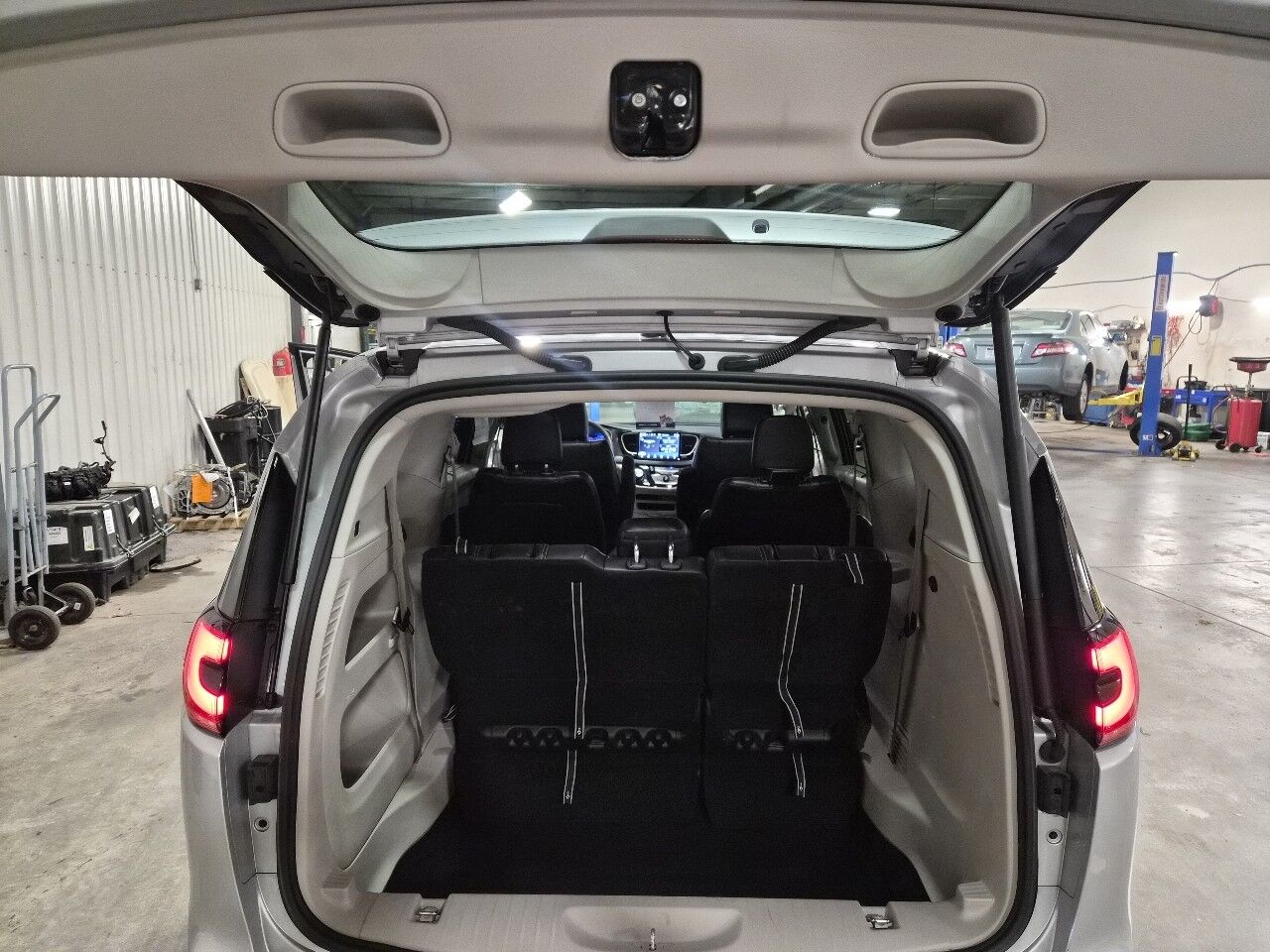 2024 Chrysler Pacifica Touring L Marietta OH