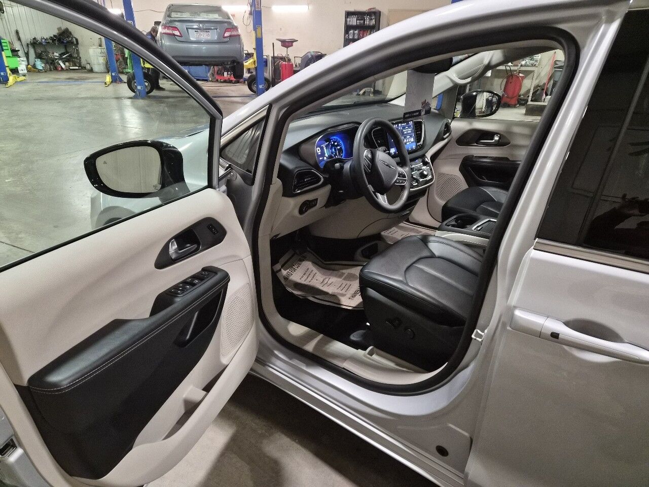 2024 Chrysler Pacifica Touring L Marietta OH