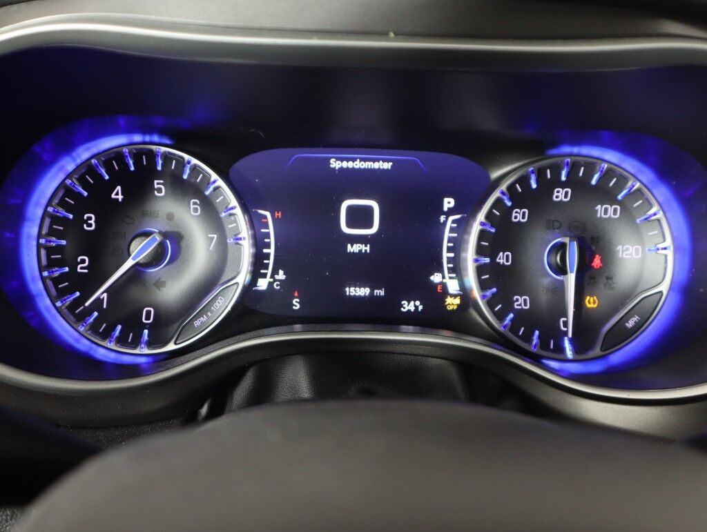 2024 Chrysler Pacifica Touring L Maumee OH