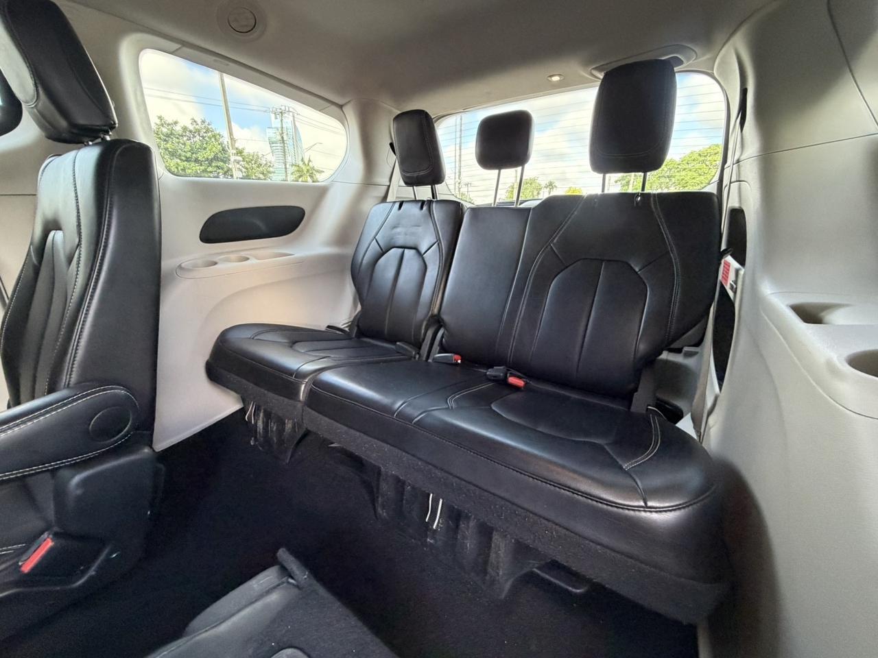 2024 Chrysler Pacifica Touring L Hollywood FL