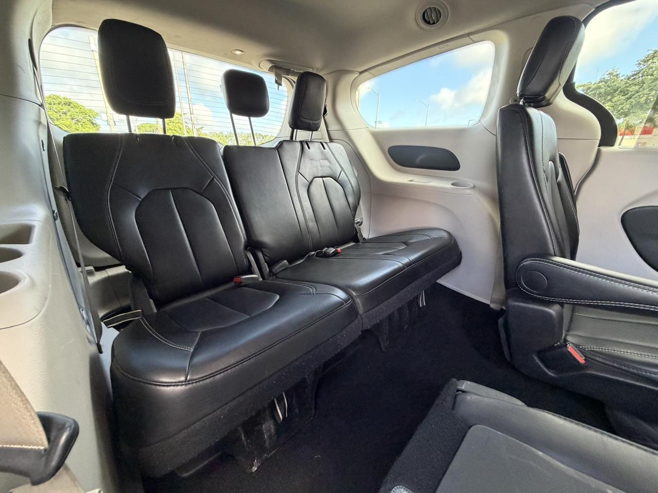 2024 Chrysler Pacifica Touring L Hollywood FL