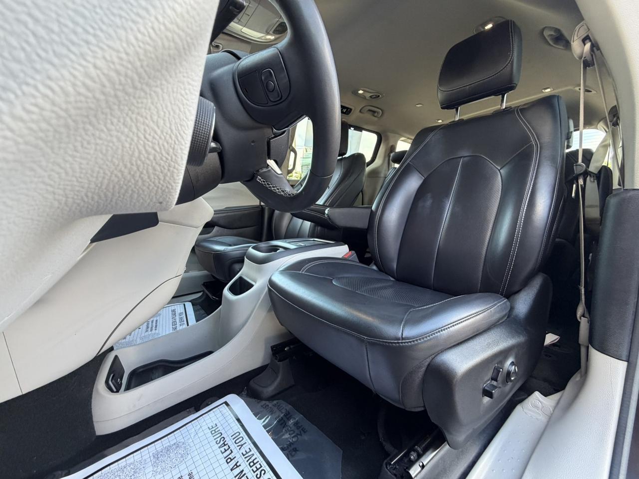 2024 Chrysler Pacifica Touring L Hollywood FL
