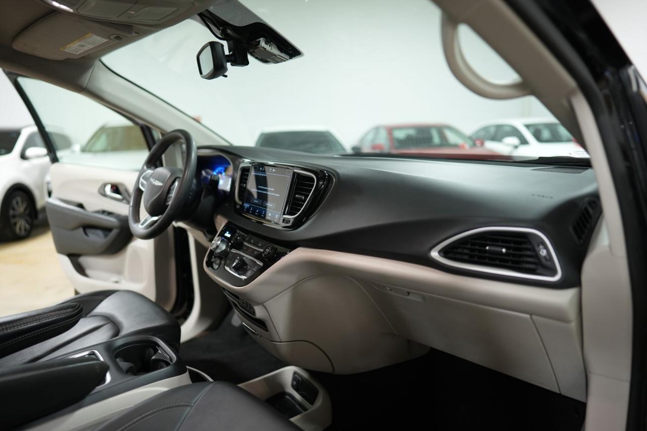 2024 Chrysler Pacifica Touring L Miami FL