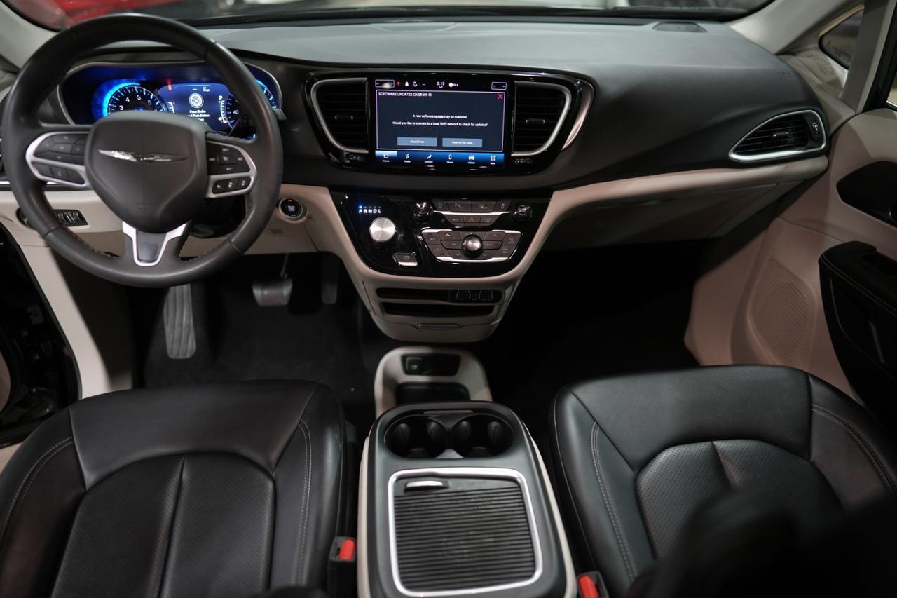 2024 Chrysler Pacifica Touring L Miami FL