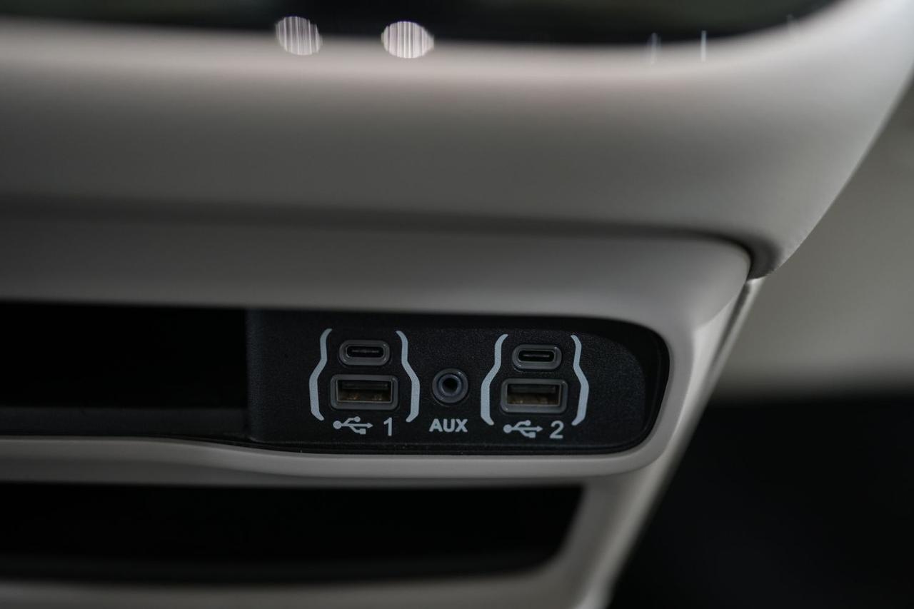 2024 Chrysler Pacifica Touring L Miami FL