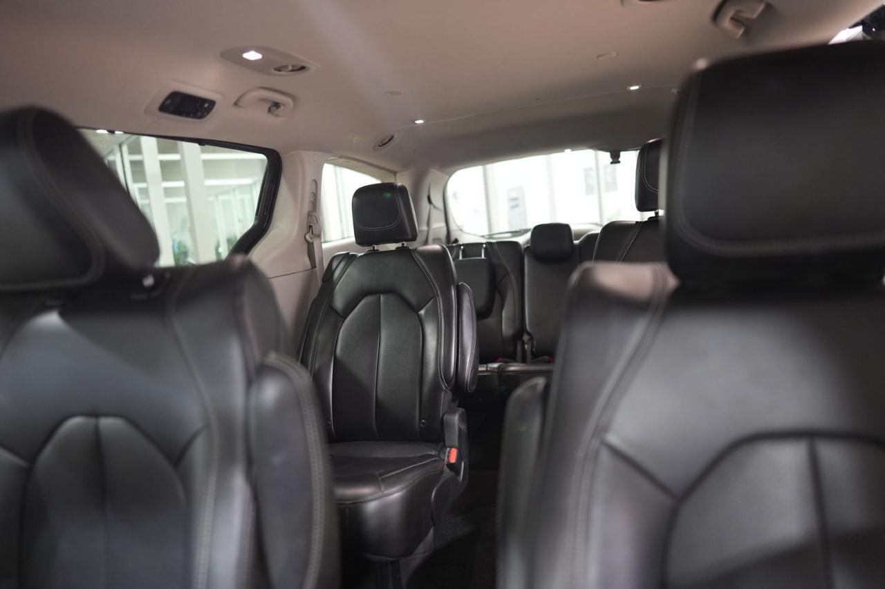 2024 Chrysler Pacifica Touring L Miami FL
