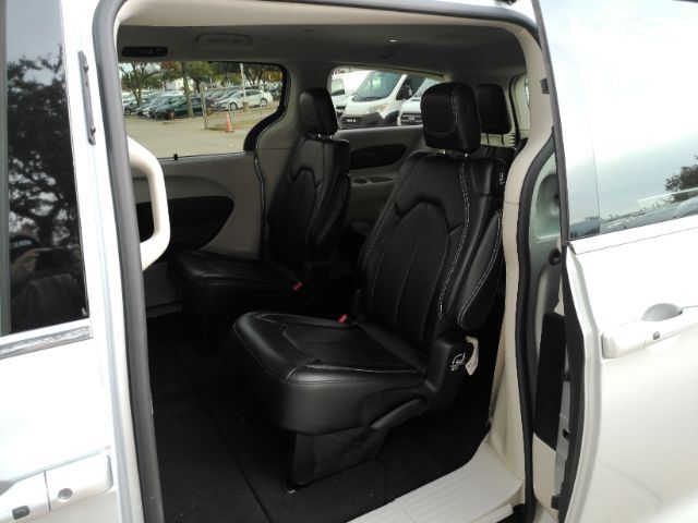 2024 Chrysler Pacifica Touring L Plano TX