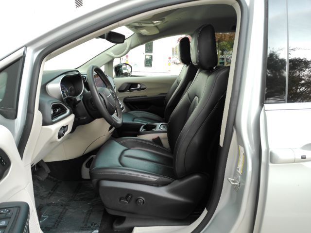 2024 Chrysler Pacifica Touring L Plano TX