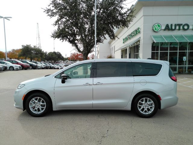 2024 Chrysler Pacifica Touring L Plano TX