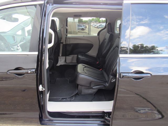 2024 Chrysler Pacifica Touring L Plano TX