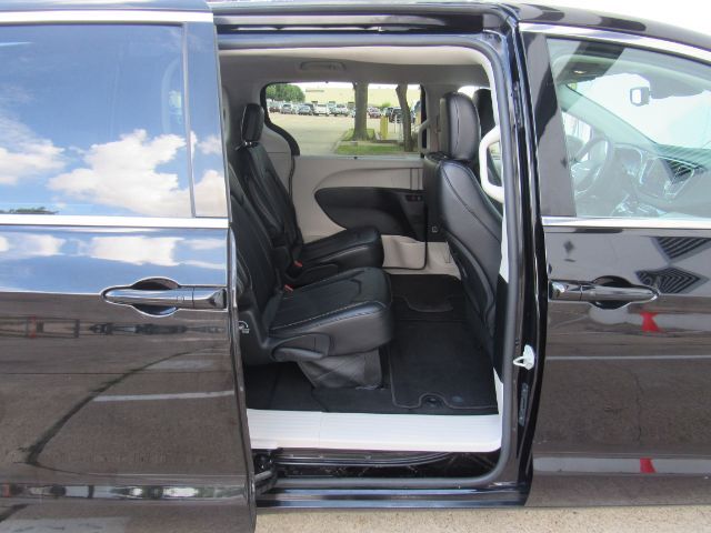 2024 Chrysler Pacifica Touring L Plano TX