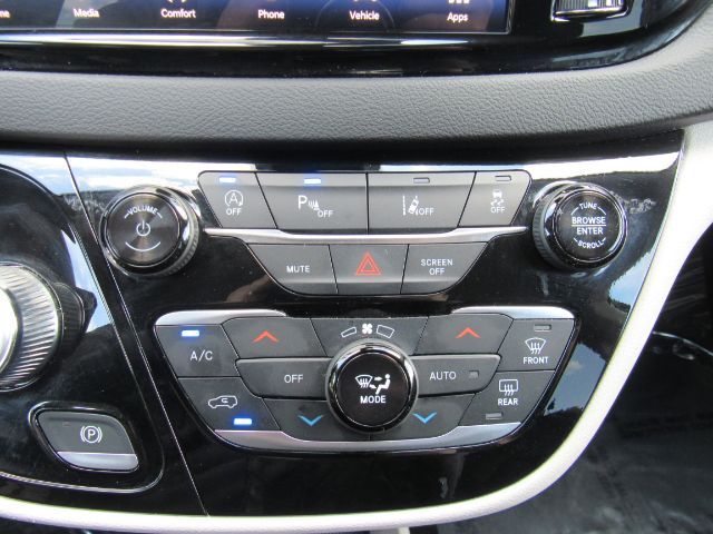 2024 Chrysler Pacifica Touring L Plano TX