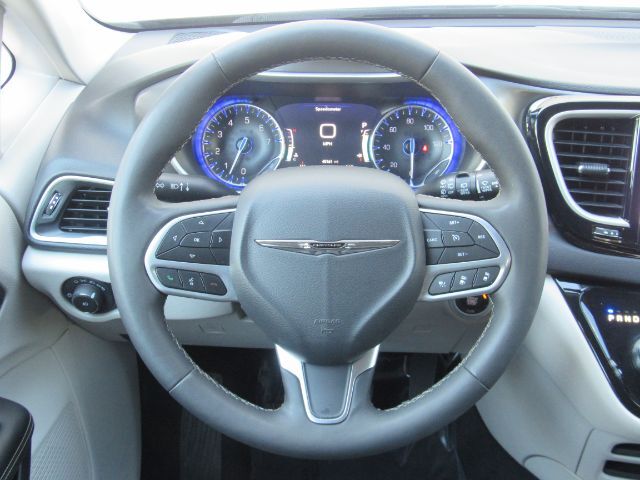 2024 Chrysler Pacifica Touring L Plano TX