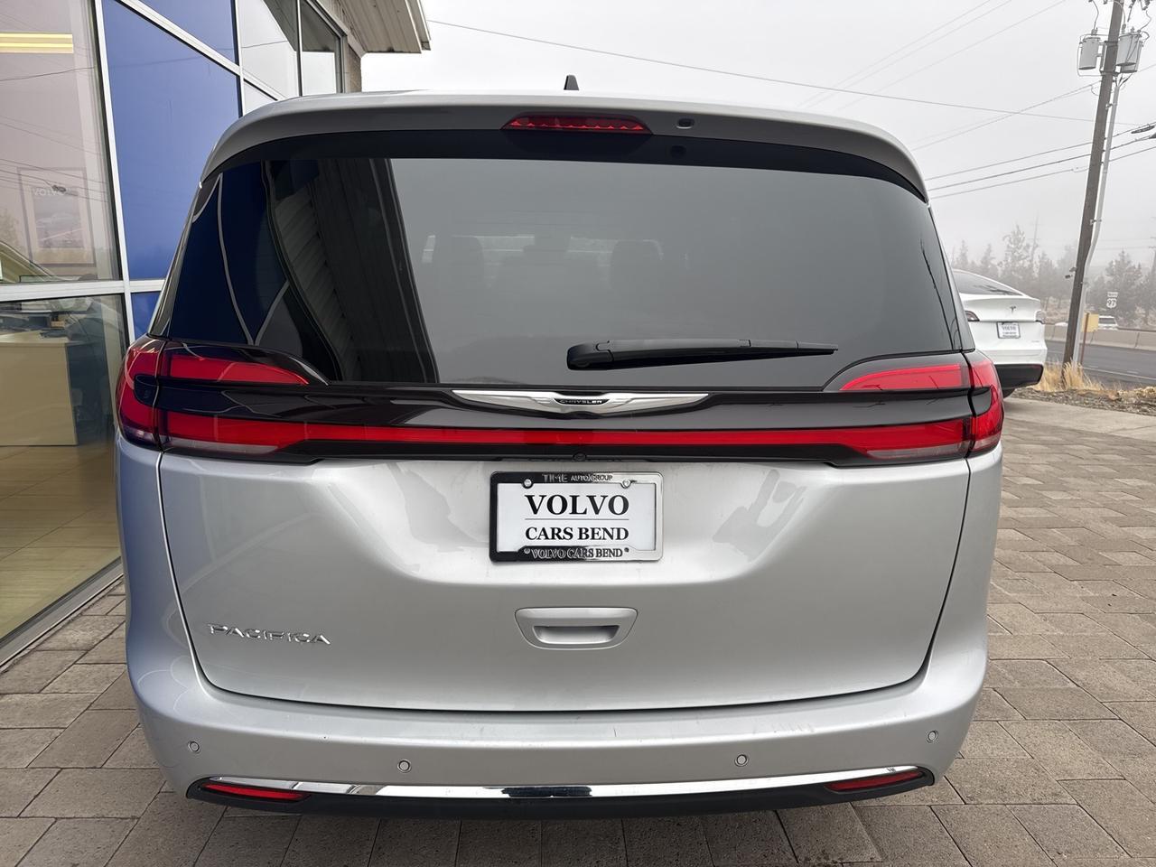 2024 Chrysler Pacifica Touring L Bend OR