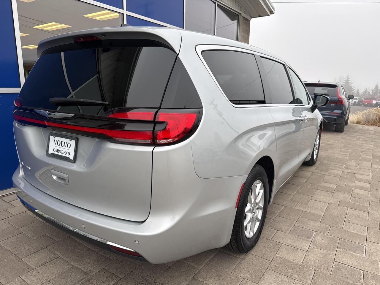 2024 Chrysler Pacifica Touring L Bend OR