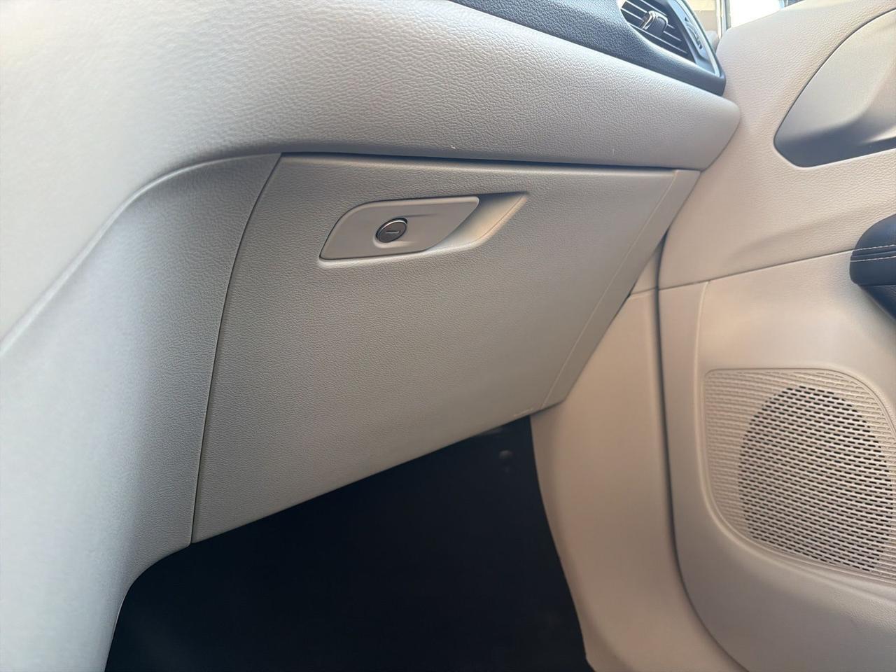 2024 Chrysler Pacifica Touring L Bend OR