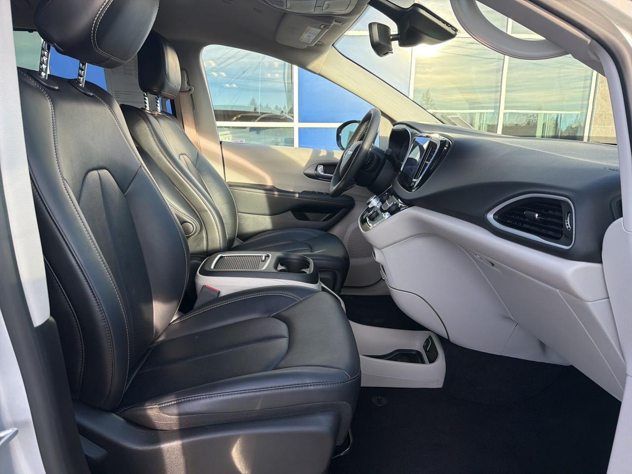 2024 Chrysler Pacifica Touring L Bend OR