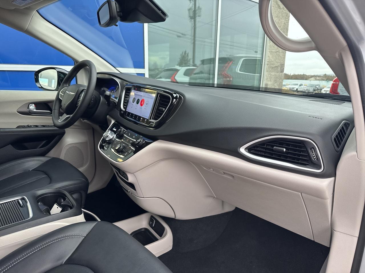 2024 Chrysler Pacifica Touring L Bend OR