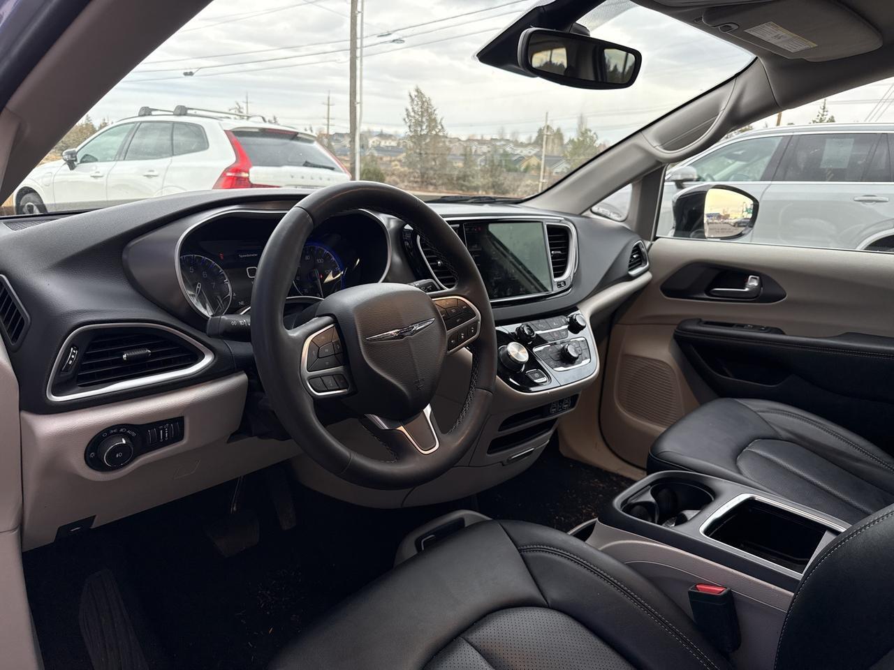 2024 Chrysler Pacifica Touring L Bend OR