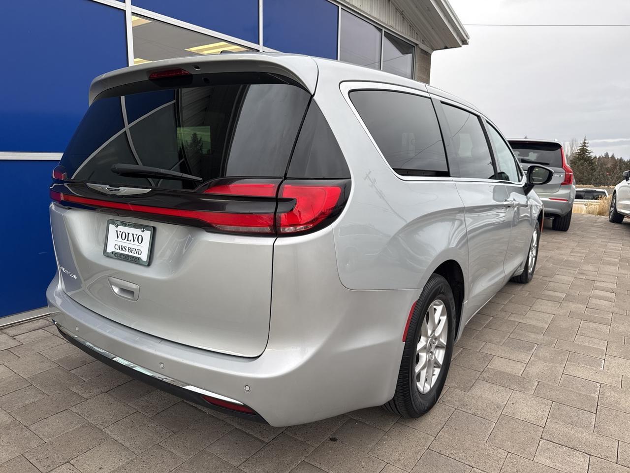 2024 Chrysler Pacifica Touring L Bend OR