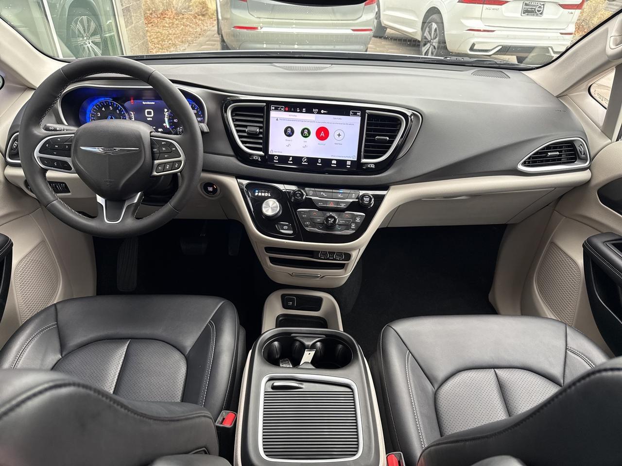 2024 Chrysler Pacifica Touring L Bend OR