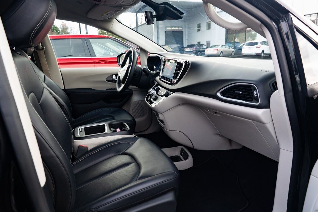 2024 Chrysler Pacifica Touring L Milwaukie OR