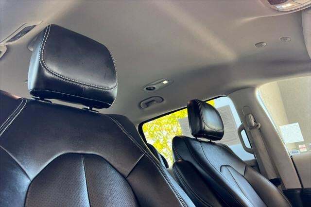 2024 Chrysler Pacifica Touring L Roseville CA
