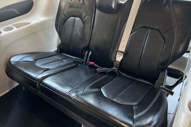 2024 Chrysler Pacifica Touring L Roseville CA
