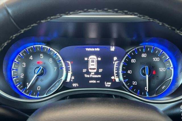 2024 Chrysler Pacifica Touring L Roseville CA