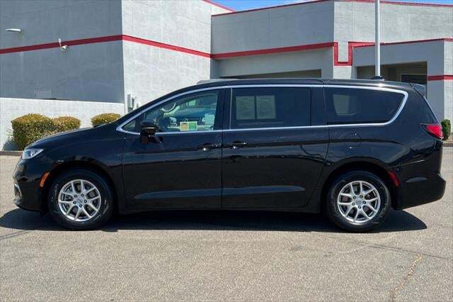 2024 Chrysler Pacifica Touring L Roseville CA