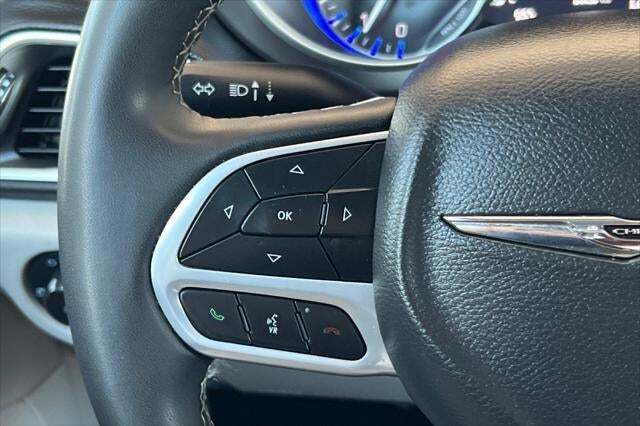 2024 Chrysler Pacifica Touring L Roseville CA