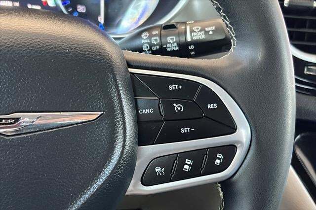 2024 Chrysler Pacifica Touring L Roseville CA