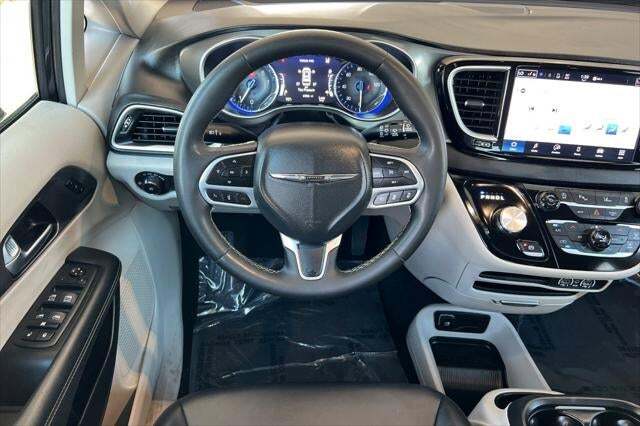 2024 Chrysler Pacifica Touring L Roseville CA