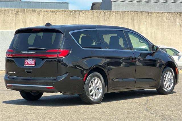 2024 Chrysler Pacifica Touring L Roseville CA