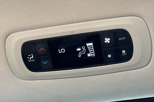 2024 Chrysler Pacifica Touring L Roseville CA