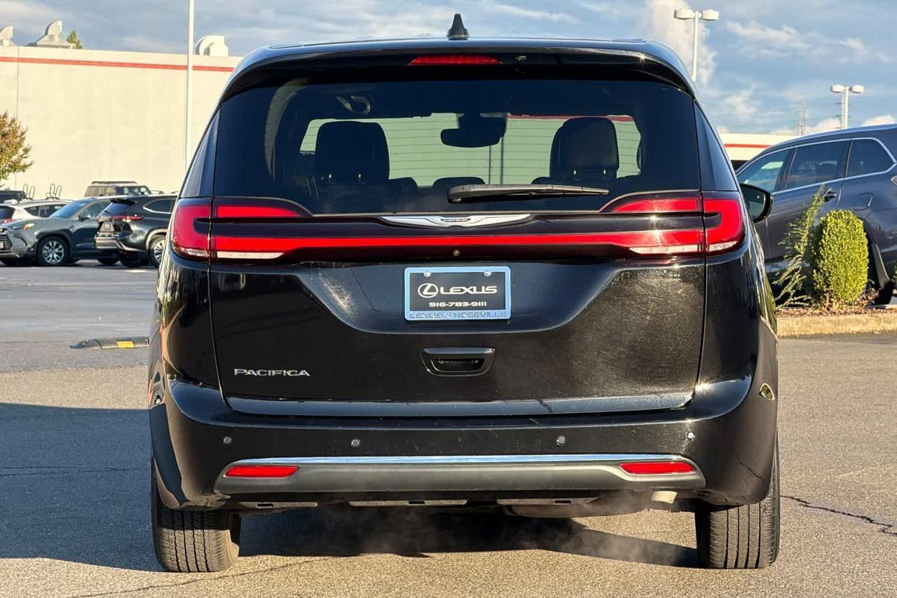 2024 Chrysler Pacifica Touring L Roseville CA