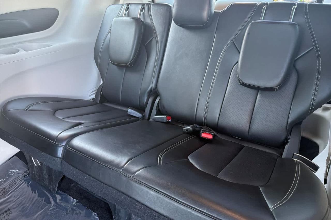 2024 Chrysler Pacifica Touring L Roseville CA