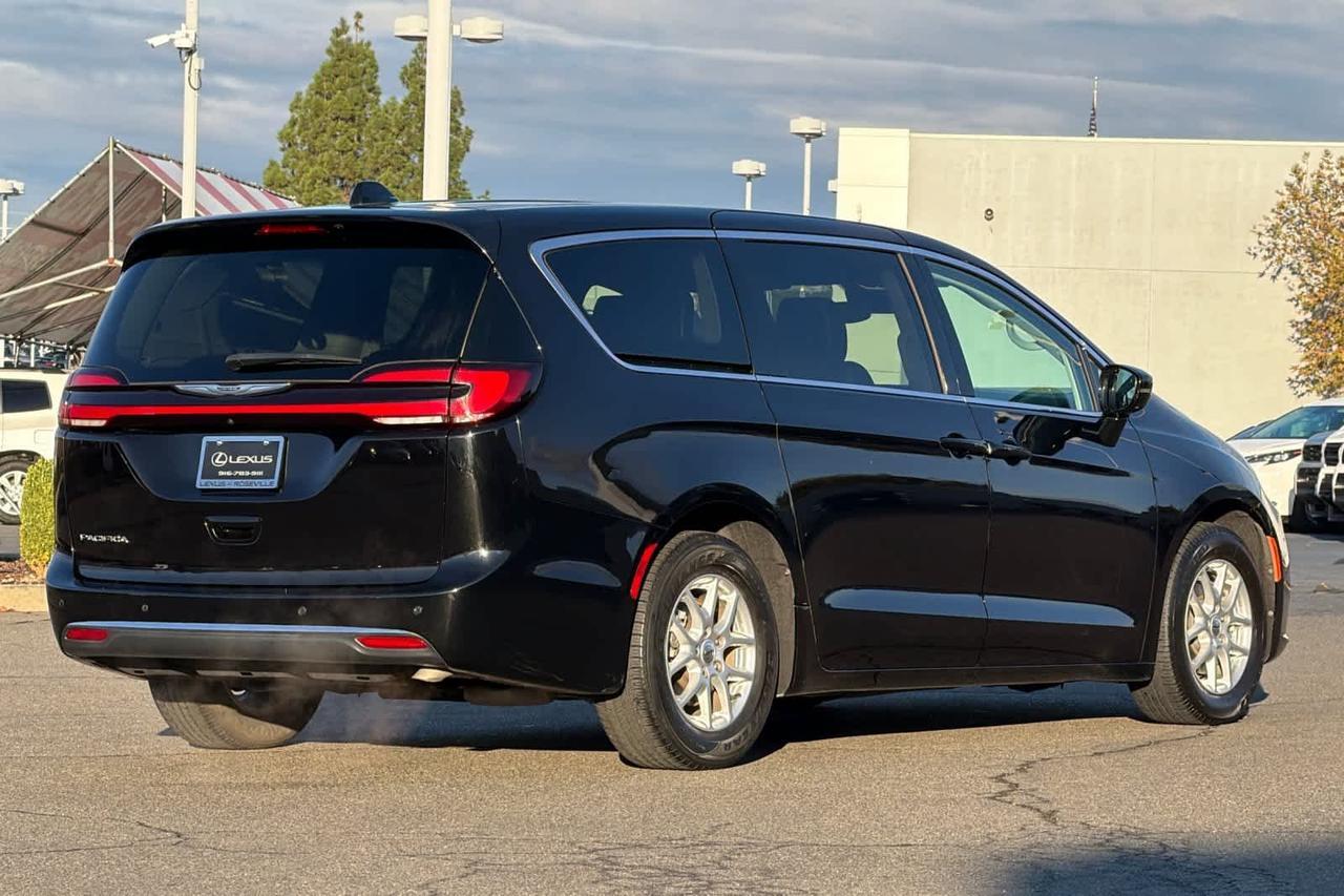 2024 Chrysler Pacifica Touring L Roseville CA