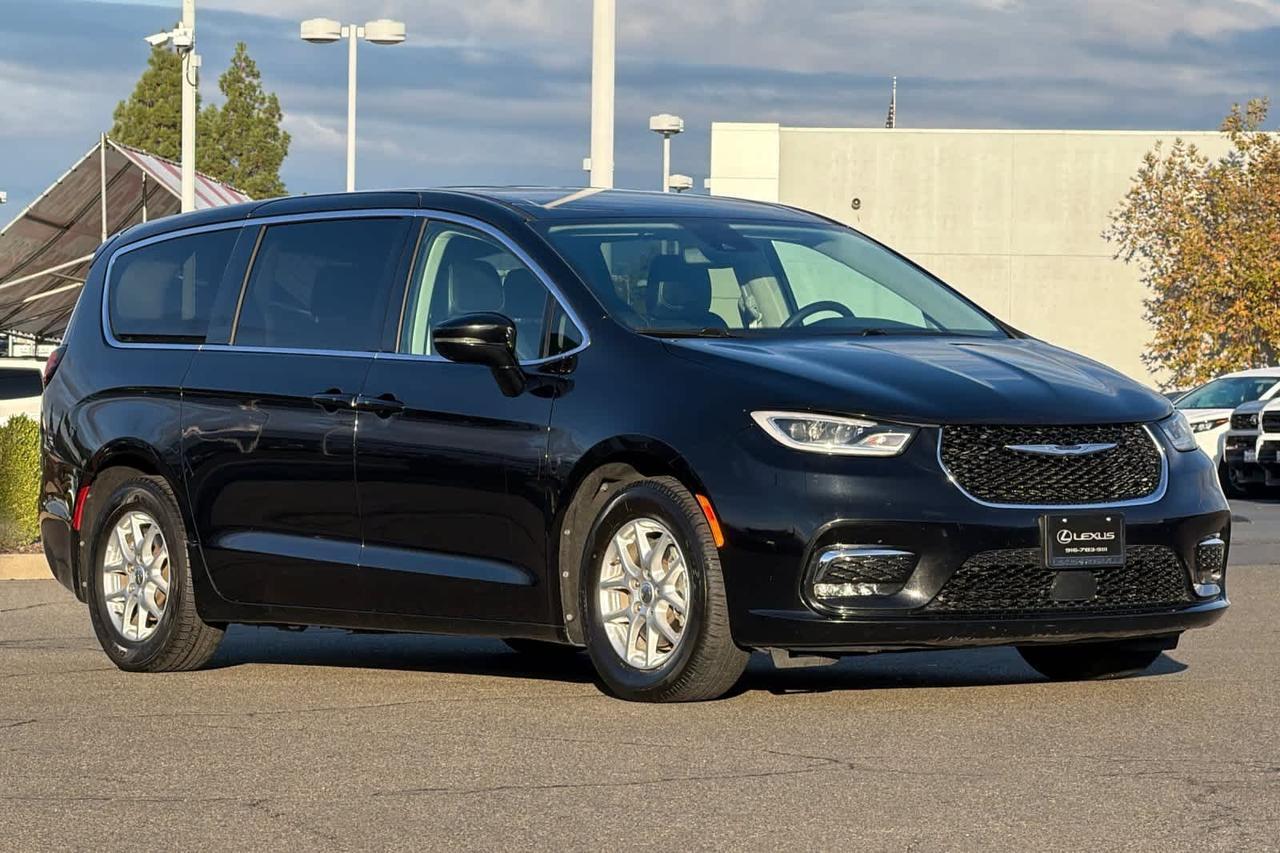 2024 Chrysler Pacifica Touring L Roseville CA