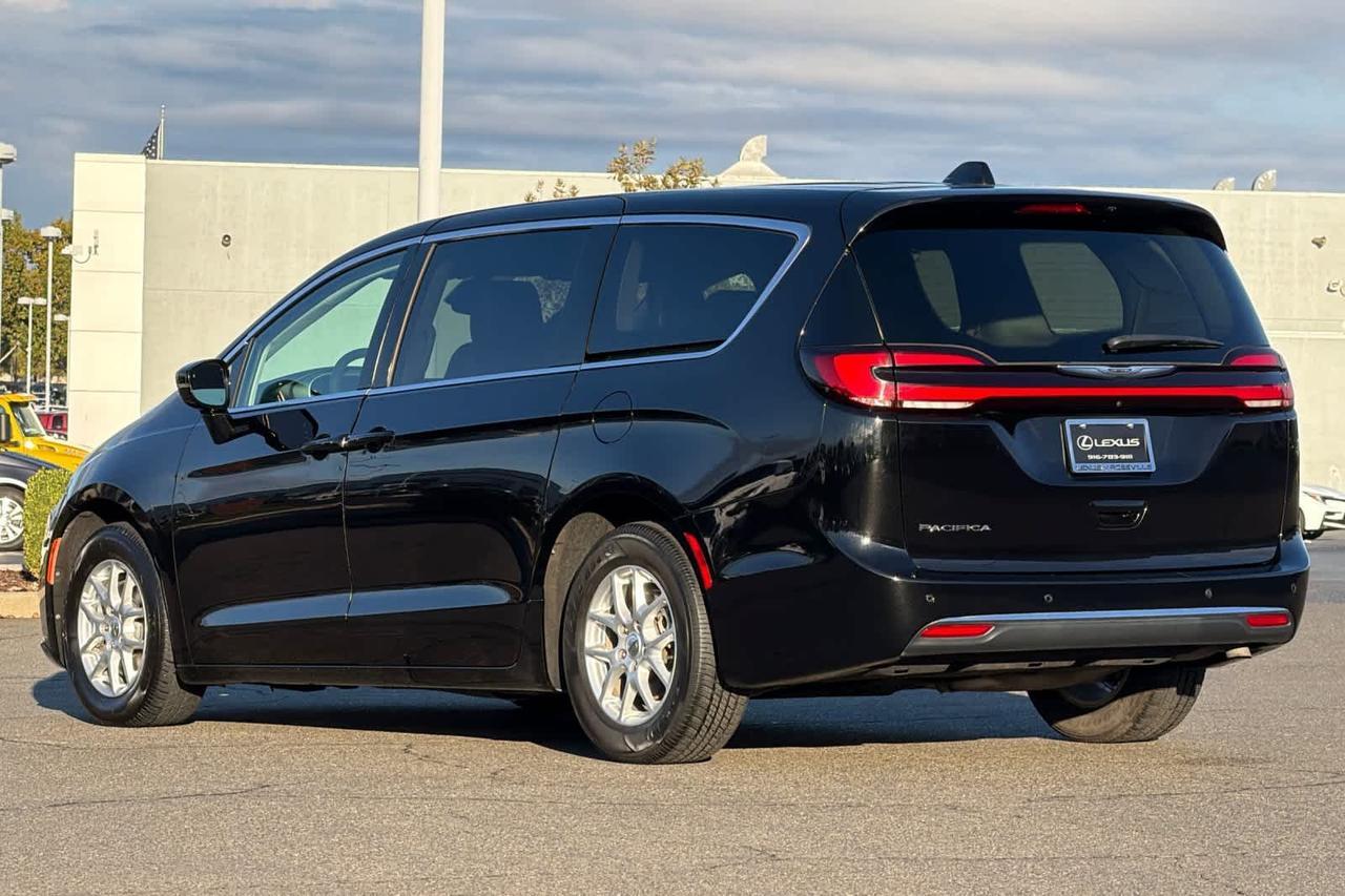 2024 Chrysler Pacifica Touring L Roseville CA